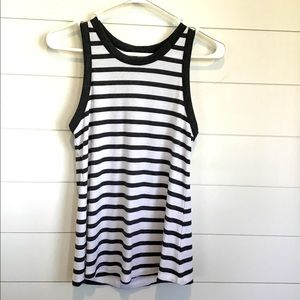 Old Navy size small gray & white tank top